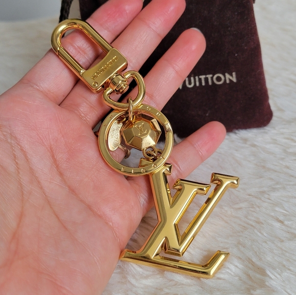 💕BEAUTIFUL 100% Authentic Louis Vuitton Keycharm Gold - Picture 6 of 6